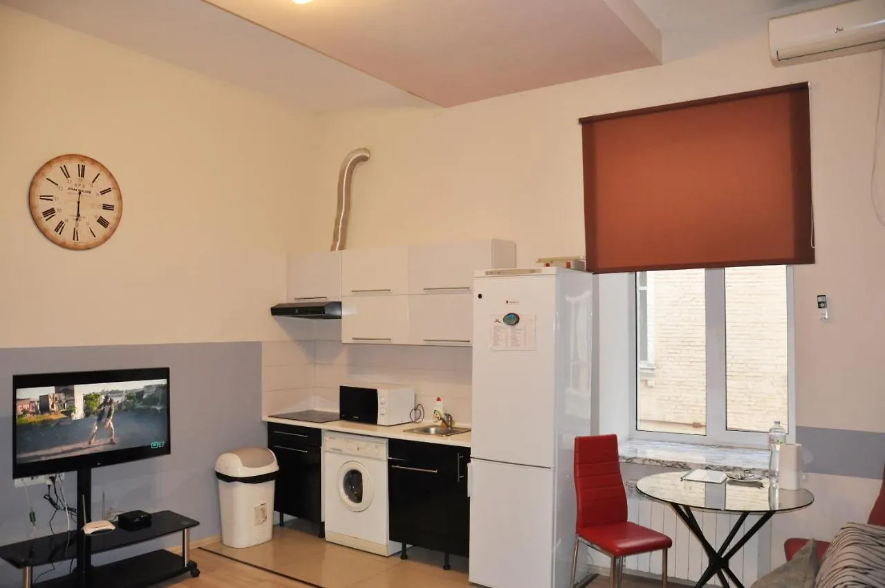 Apartment Near Olympic Stadium Киев