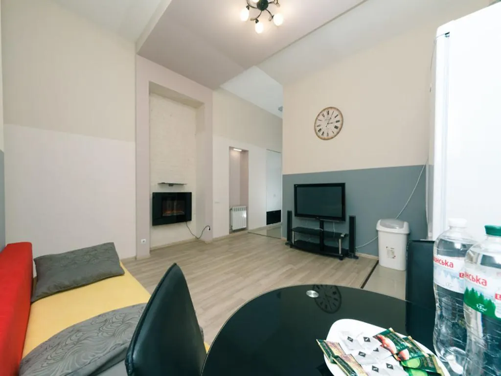 Apartment Near Olympic Stadium Kyiv